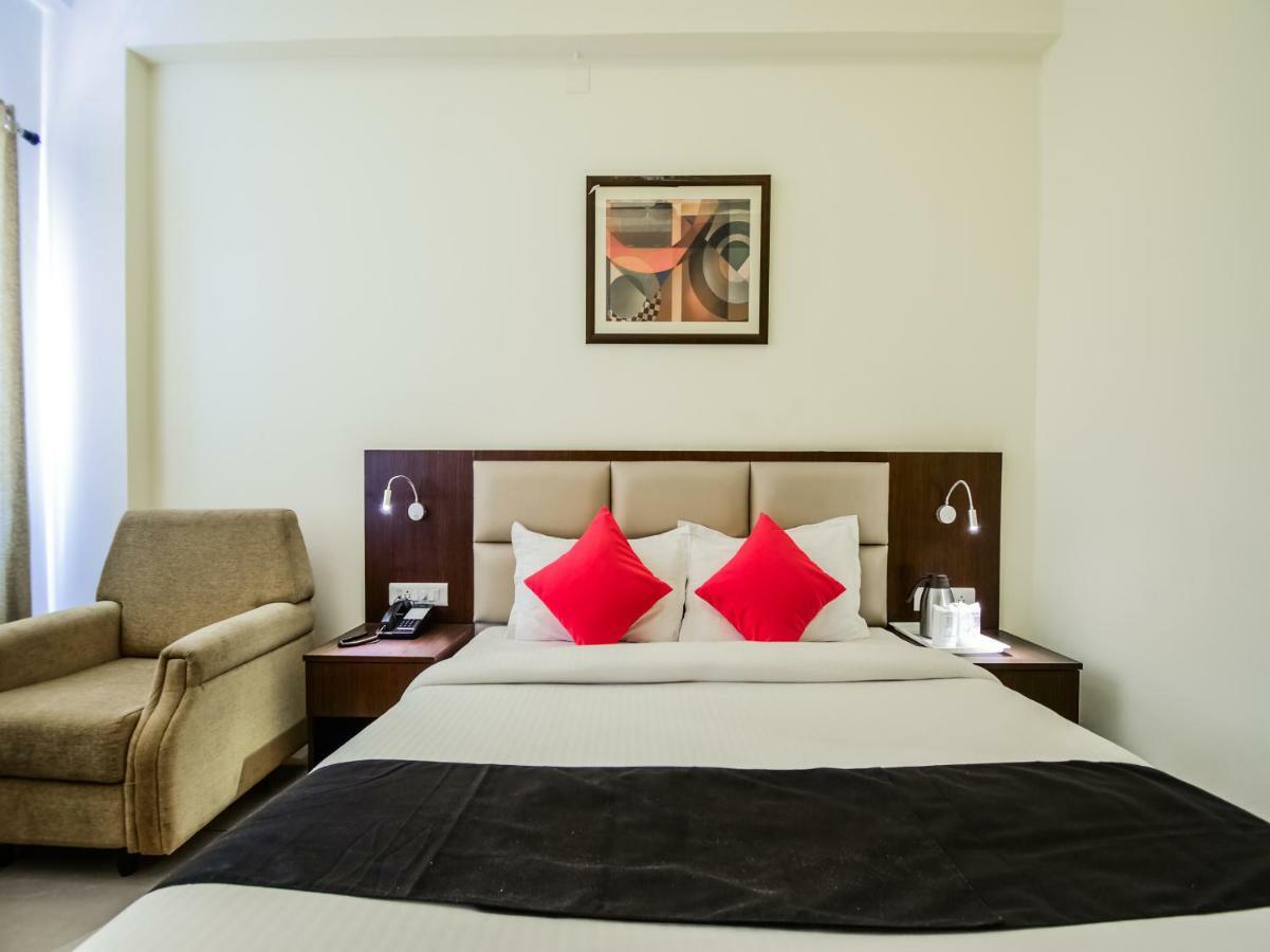 Capital O 35703 Hotel Sarovar Grand Udaipur Eksteriør billede